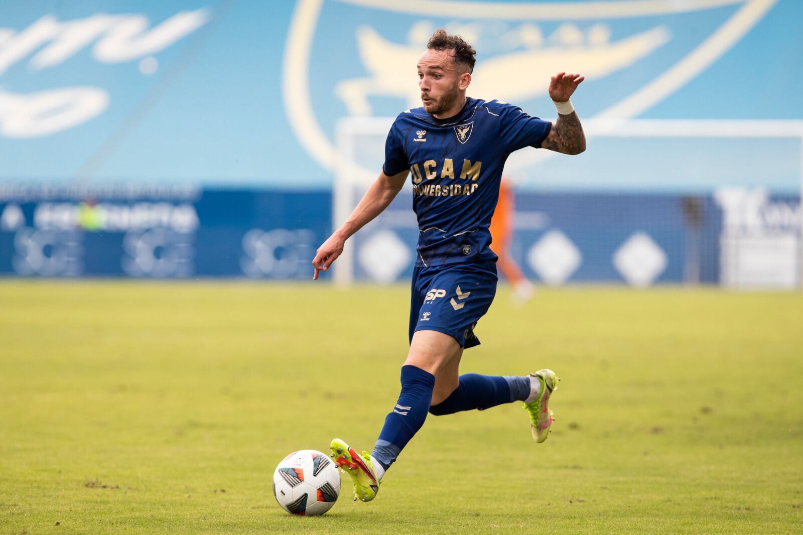 Alfredo durante un partido del UCAM Murcia CF