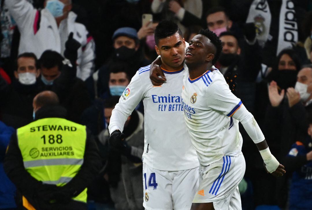 Casemiro y Vinicius