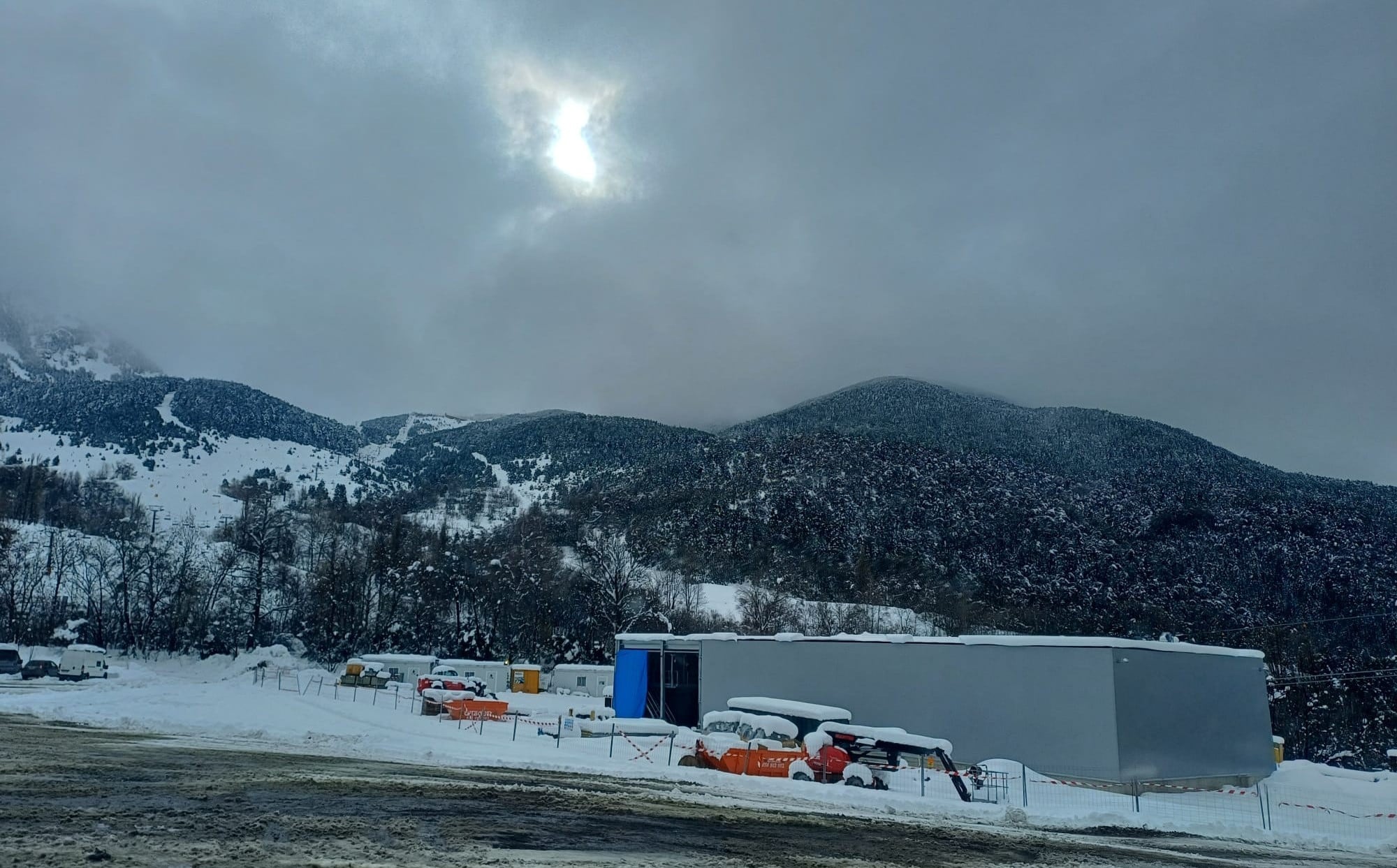 Obras para la futura telecabina Benasque-Cerler. Foto: Elena Fortuño