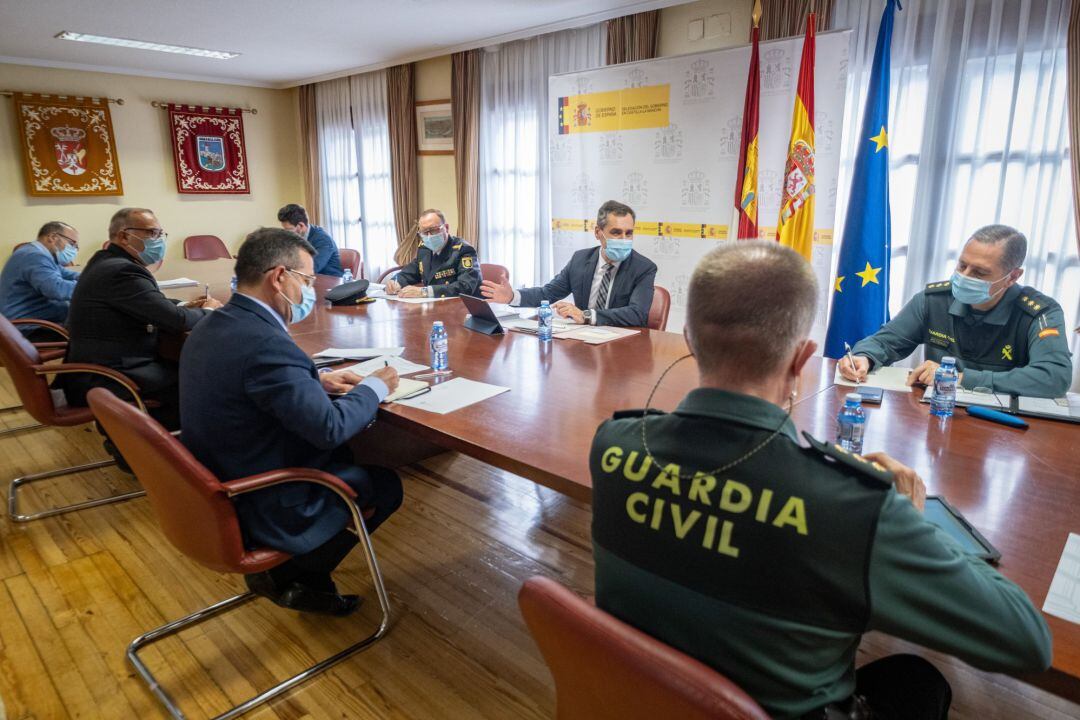 El delegado del Gobierno, Francisco Tierraseca, preside el CECOR, en la Delegación del Gobierno