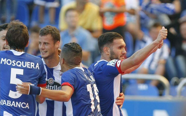 Lucas Pérez muestra su alegría tras marcar el segundo gol de su equipo.
