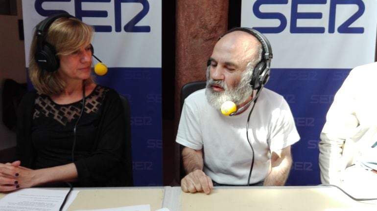 Emilio Gavira junto a Gemma Nierga en Alcázar de San Juan