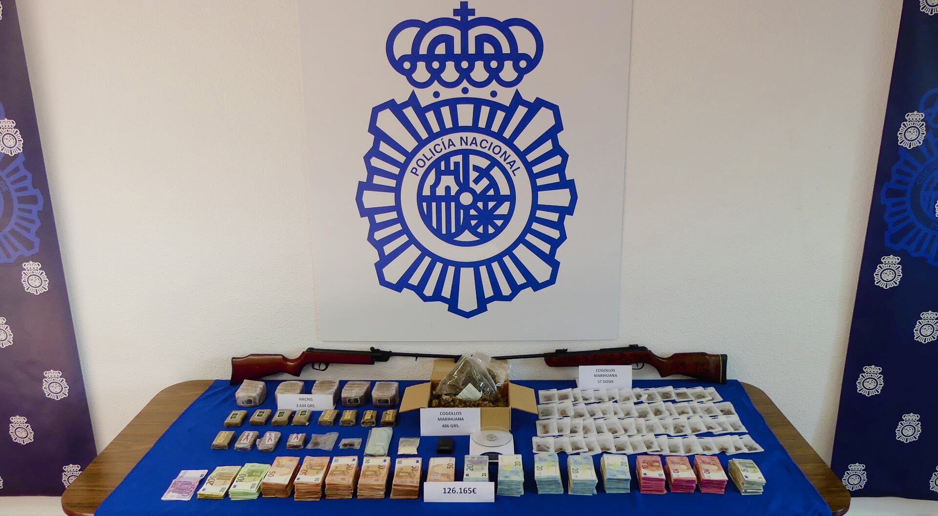Droga incautada en el domicilio del detenido.
