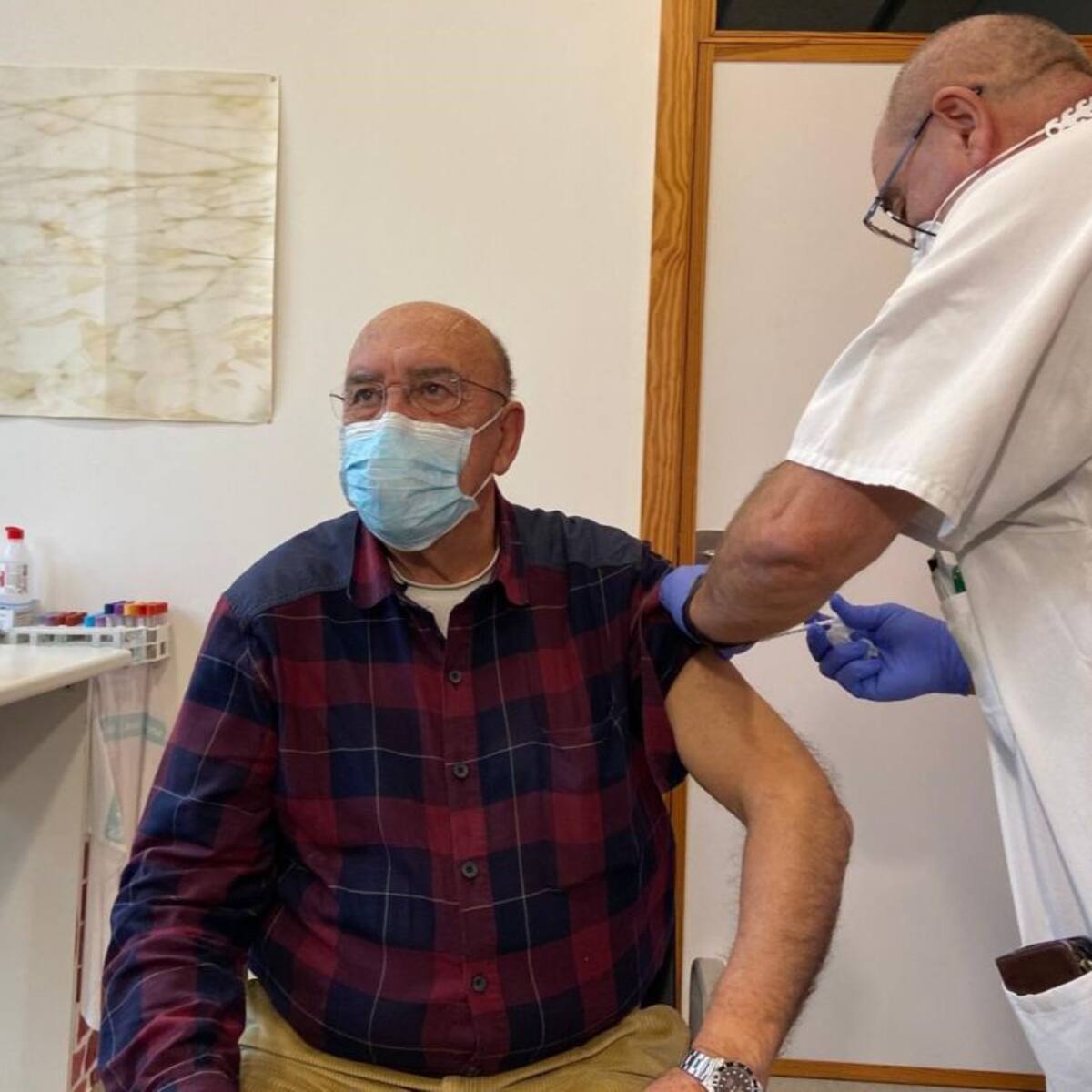 Salud abre la autocita para la vacuna de la gripe a los mayores de 60 años