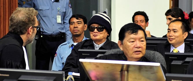 El "Hermano número dos" Nuon Chea, en el juicio extraordinario del Tribunal de Camboya a las afueras Phnom Penh