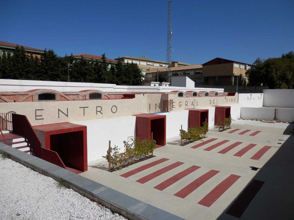 Fachada del Centro Integral del vino de Ronda