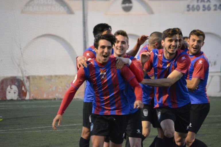 El Eldense es consciente de que no puede dejar ni un solo punto ante el Borriol