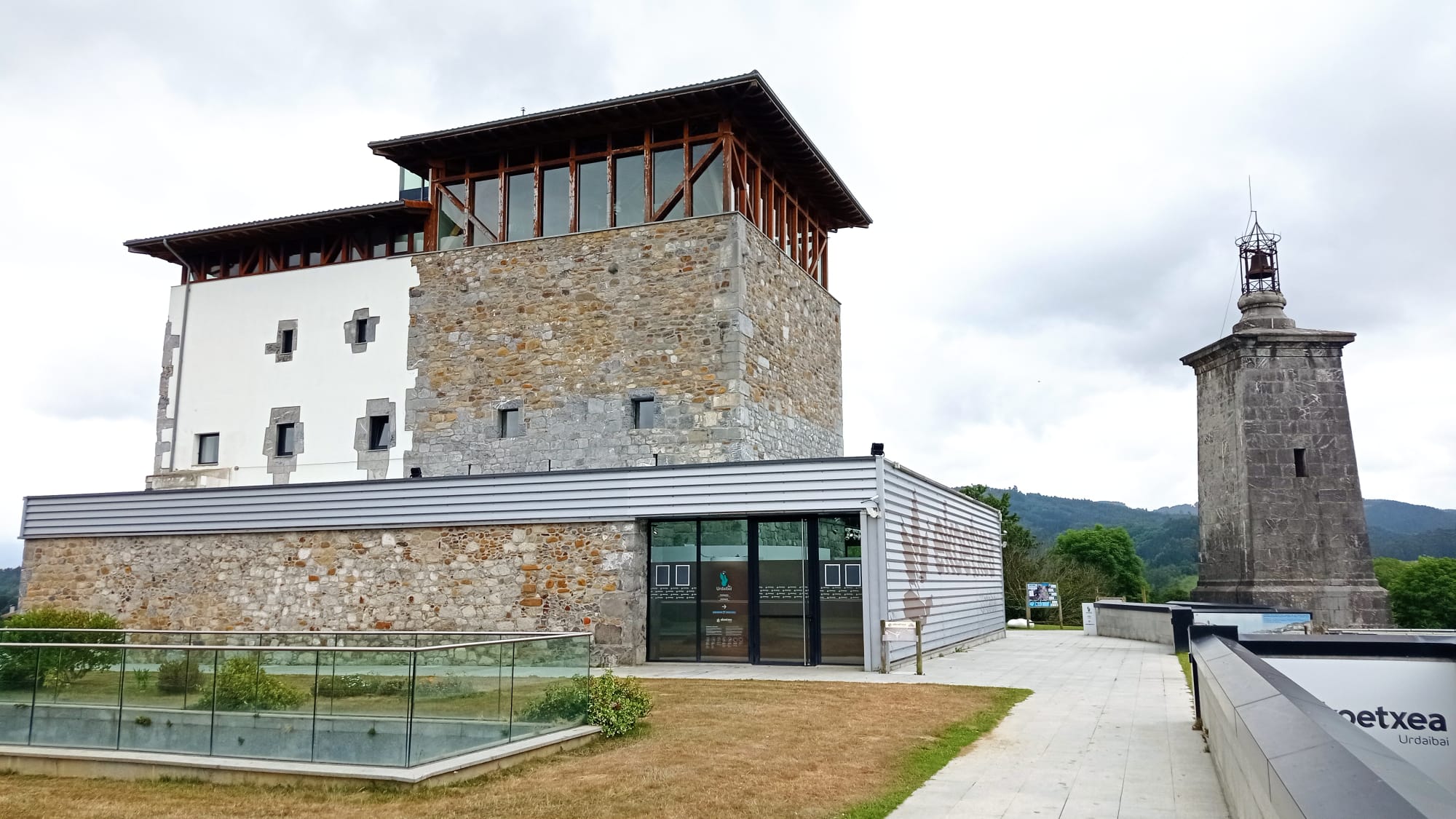 La Ekoetxea de Urdaibai ha acogido hoy la celebración del consejo de gobierno / CADENA SER