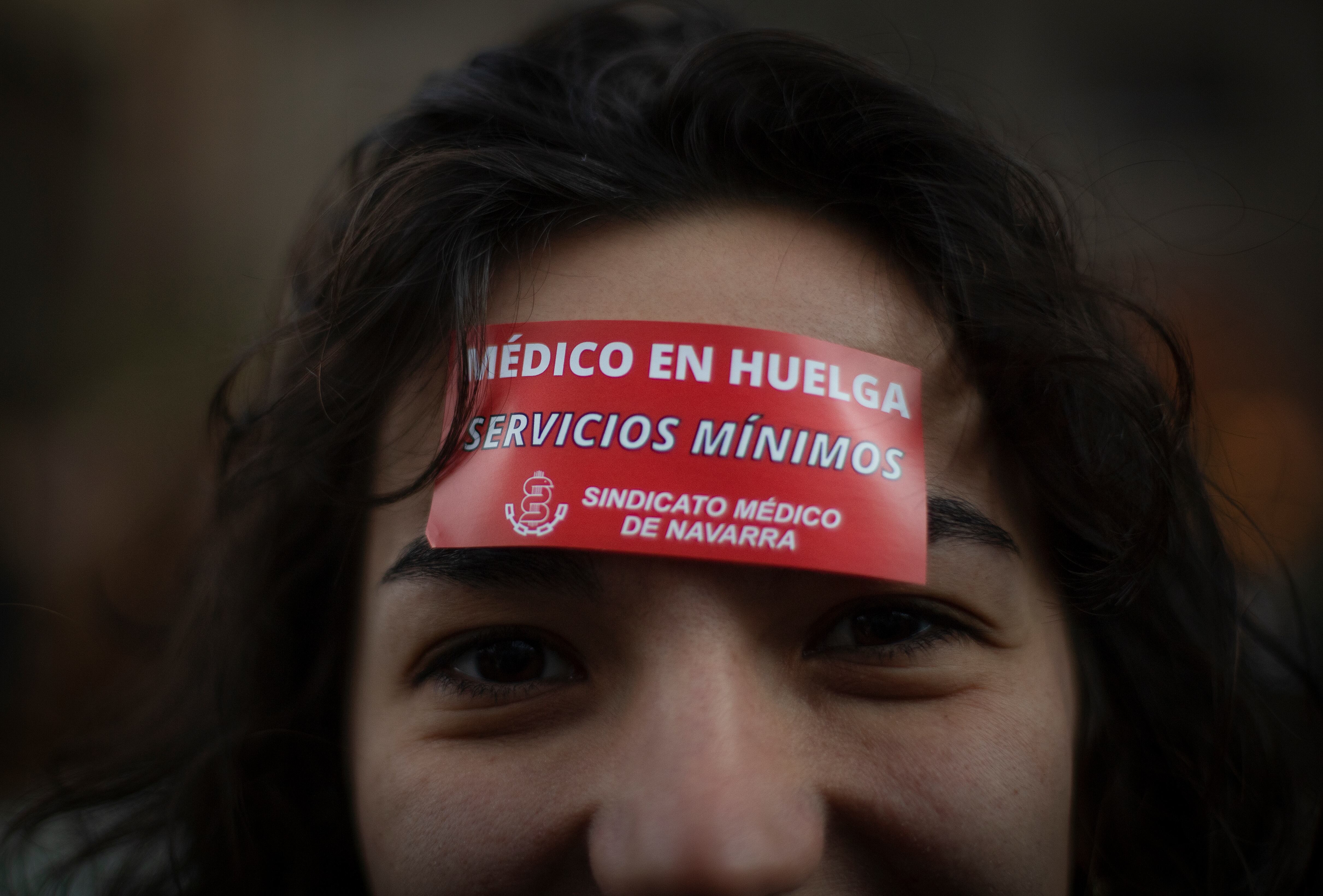 La huelga de médicos en la sanidad pública que fue convocada de manera indefinida en febrero.