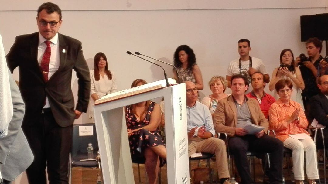 Tomás del Bien toma posesión como diputado provincial del PSOE