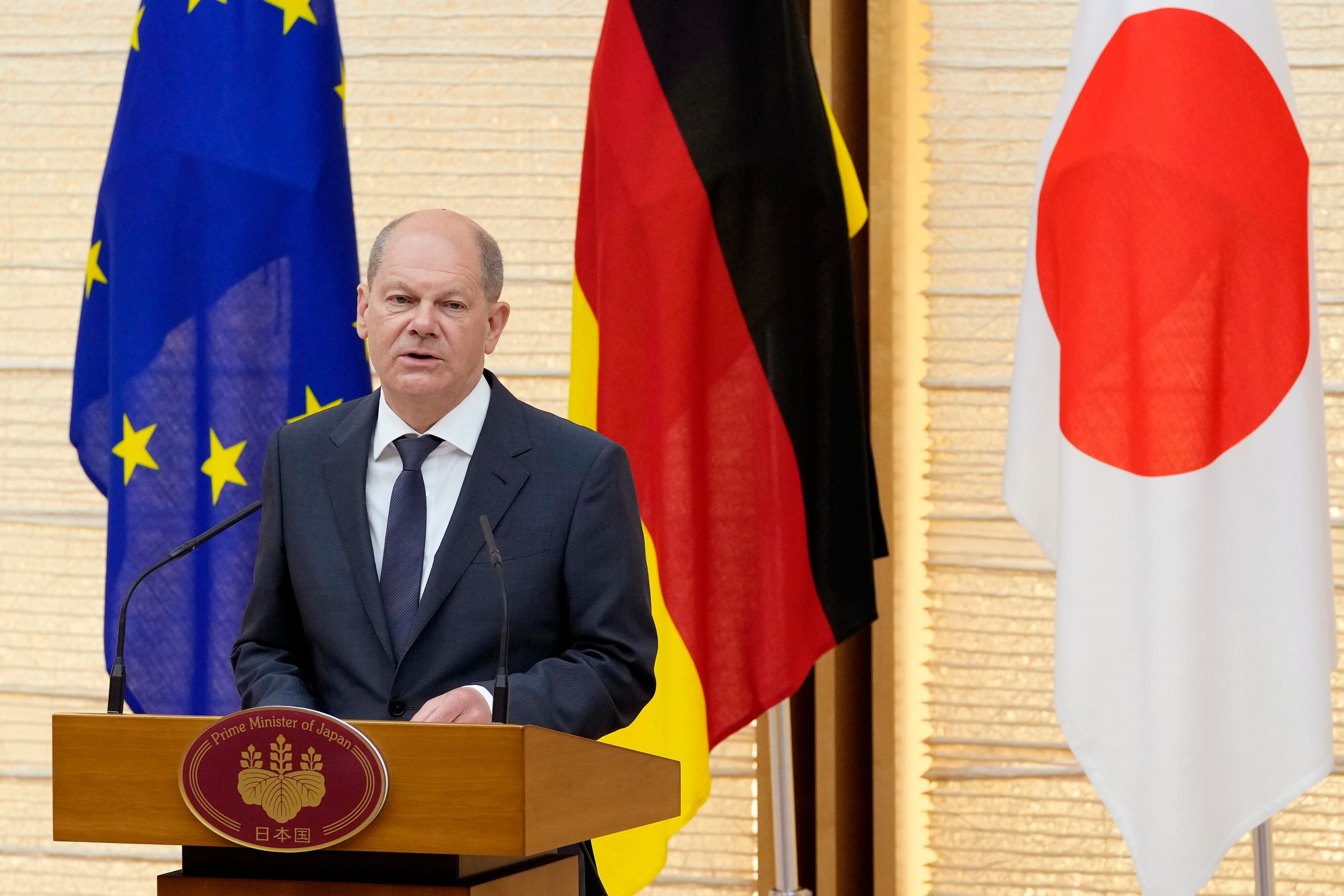 El canciller alemán Olaf Scholz durante la rueda de prensa con su homólogo japonés en Tokio