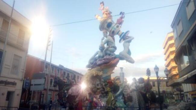 Monumento de la falla Centro.