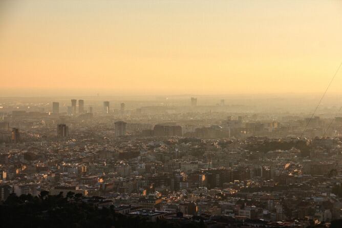 Aquest és l'aspecte que l'aire de Barcelona presentava el passat divendres