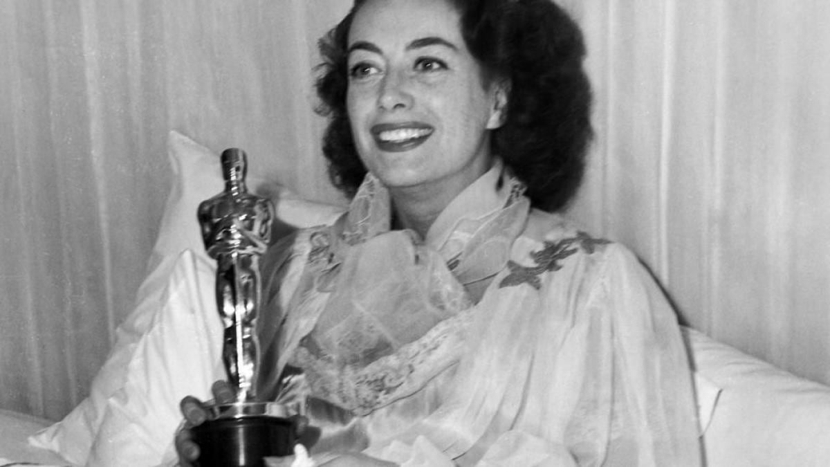 Joan Crawford y su Oscar