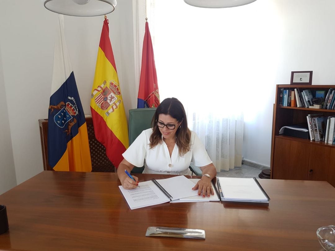 La alcaldesa de Arrecife, Ástrid Pérez.