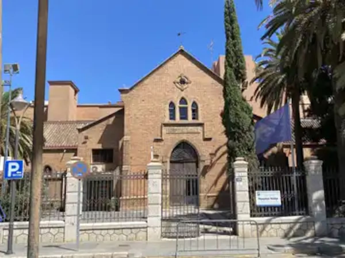 La Malagueta reclama que el Hospital Noble se convierta en centro de salud y se cumplan las condiciones de cesión de su propietario