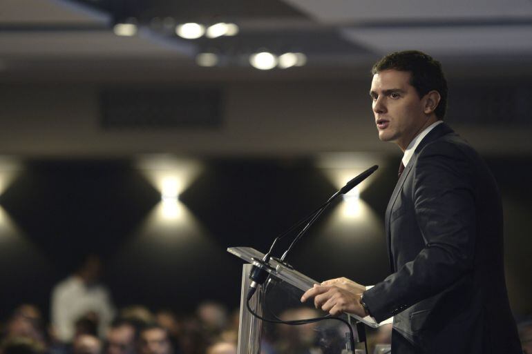 El presidente de Ciudadanos, Alberto Rivera, ha participado hoy en un desayuno informativo organizado por El Día de Valladolid.