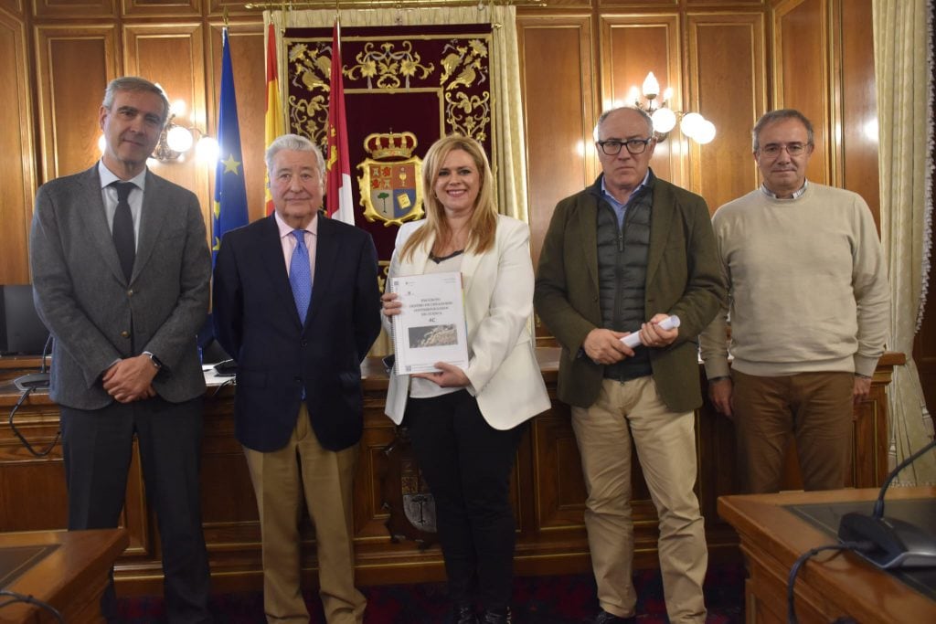 La Diputación de Cuenca ha firmado un convenio con la Fundación Antonio Gala de Córdoba para la gestión del Centro de Creadores Contemporáneos de la capital.