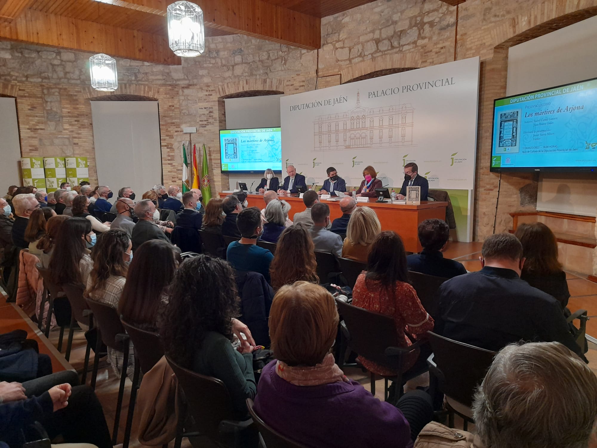 Presentación en la Diputación del libro &#039;Los mártires de Arjona&#039;, escrito por Isabel Castro y Juan Eslava.