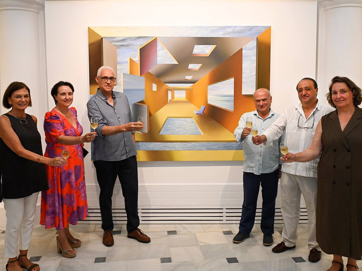 'Geometría del presente', la muestra de Antonio Rojas que desafía las dimensiones de Pescadería Vieja