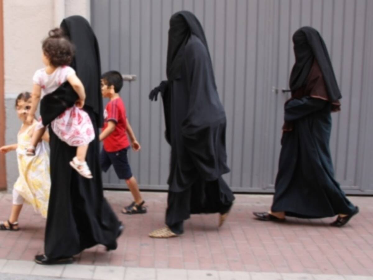 L'Ajuntament de Lleida estudia tornar a prohibir el burka