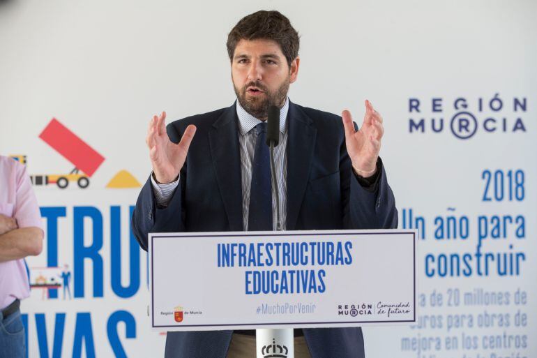 La comunidad destinará 20 millones a mejorar las infraestructuras educativas de la Región.