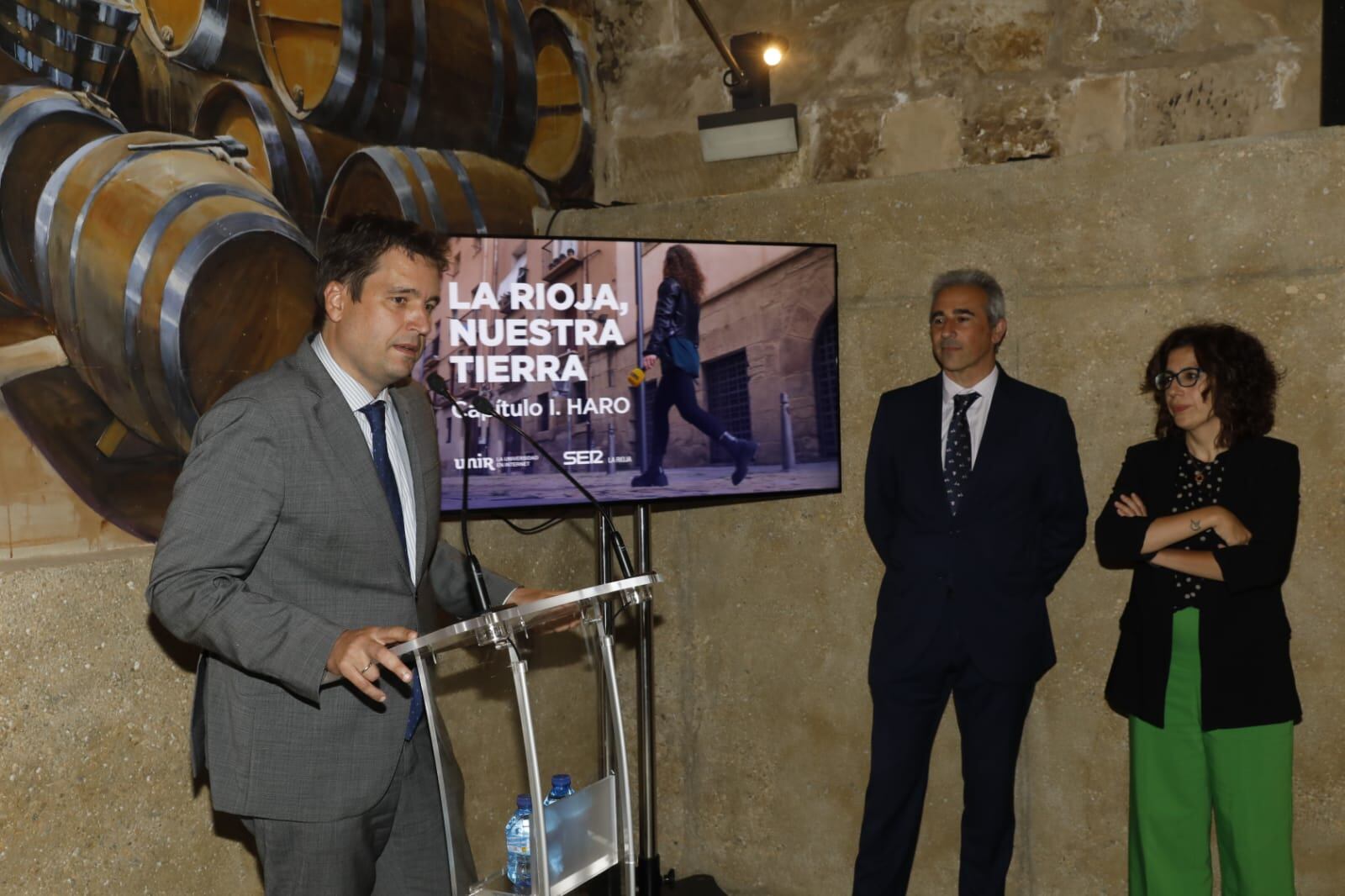 El director ejecutivo de UNIR, Javier Galiana, en la presentación del podcast &#039;La Rioja, nuestra tierra. Capítulo I: Haro&#039;