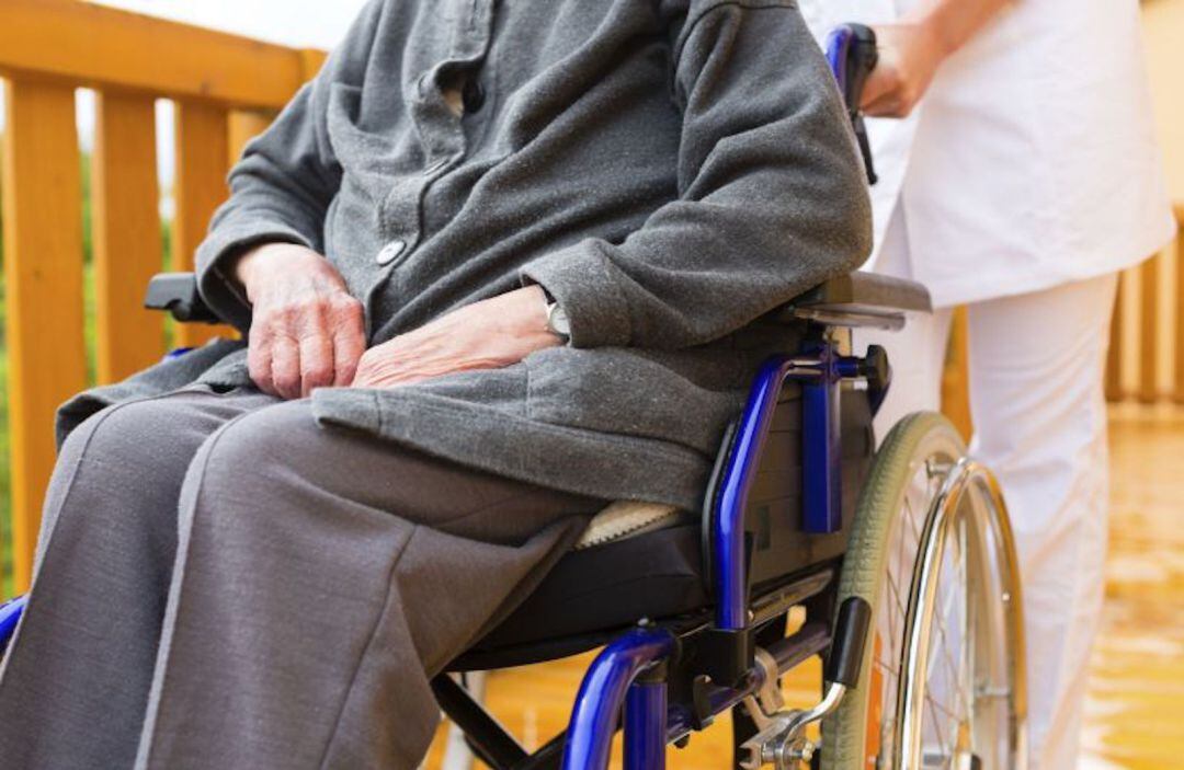 Atención a mayores dependientes 