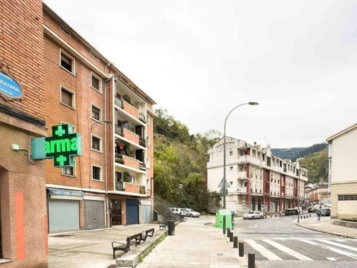 Bilbao lanza un plan para renovar 505 viviendas en Iturrigorri-Peñascal con ayudas de hasta el 55%