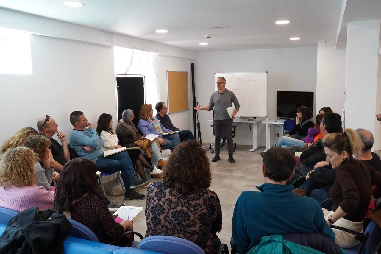 Sesión del primer Grupo de Tratamiento del Tabaquismo del Ayuntamiento de Alcorcón