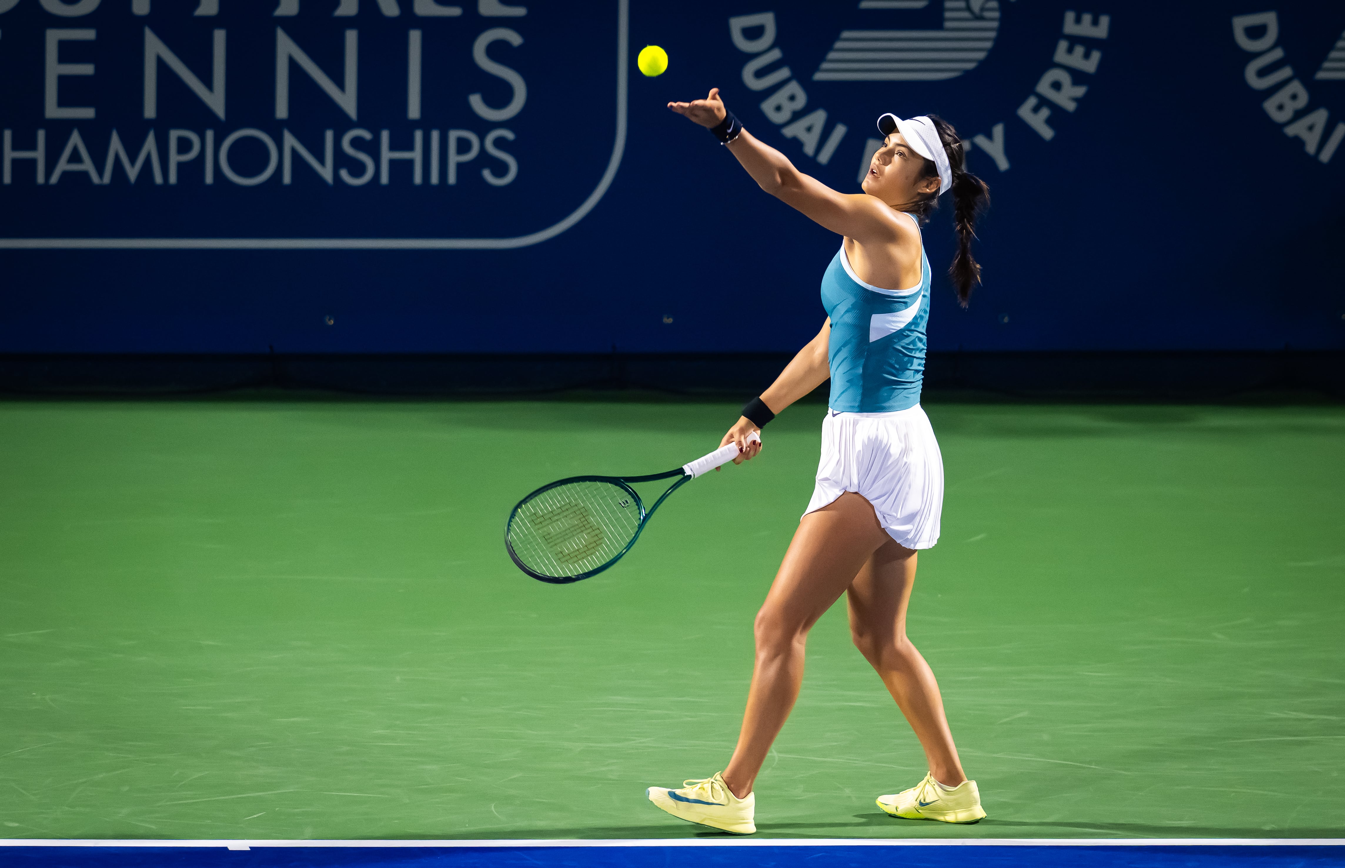 Emma Raducanu, durante su participación en el Dubai Duty Free Tennis Championships 2025