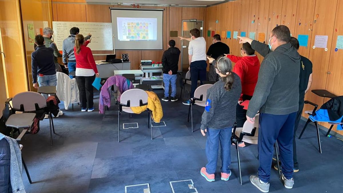 La Escuela Politécnica Superior lanza un mercadillo de libros solidario a beneficio de Valentia
