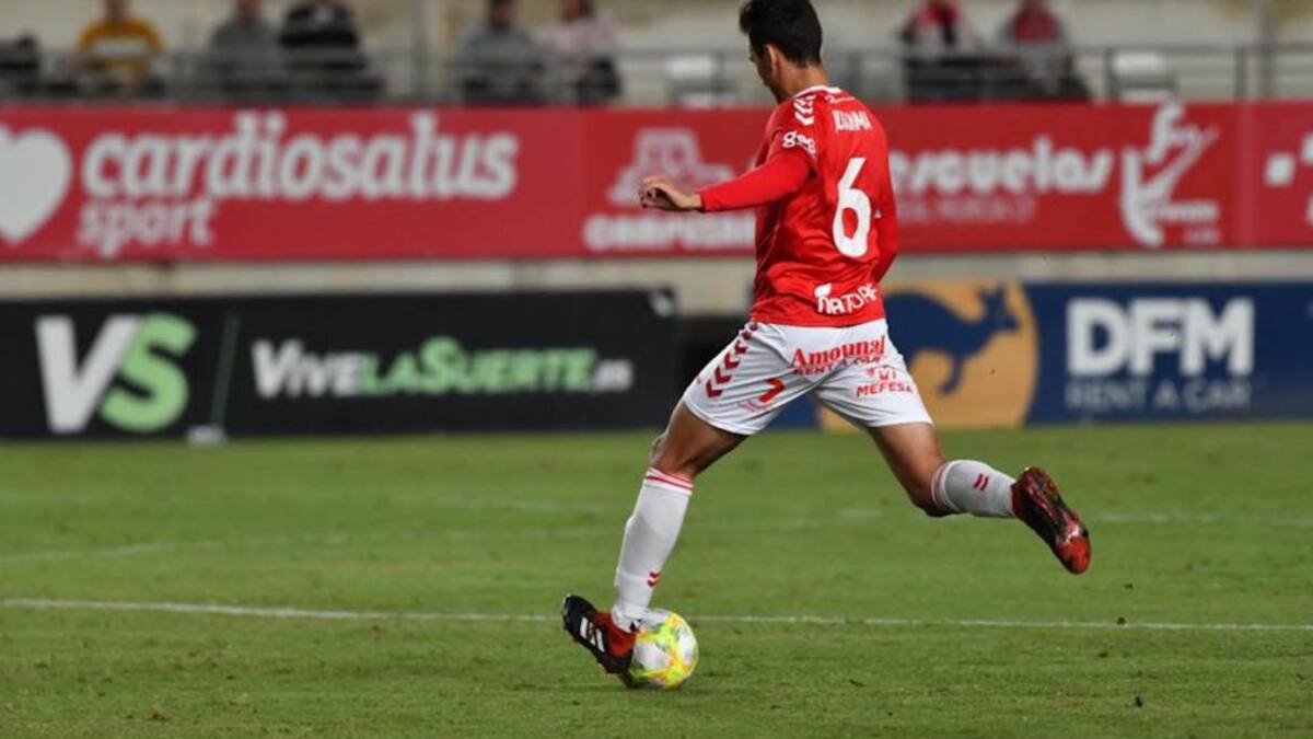 El Real Murcia rasca un punto en La Línea de la Concepción