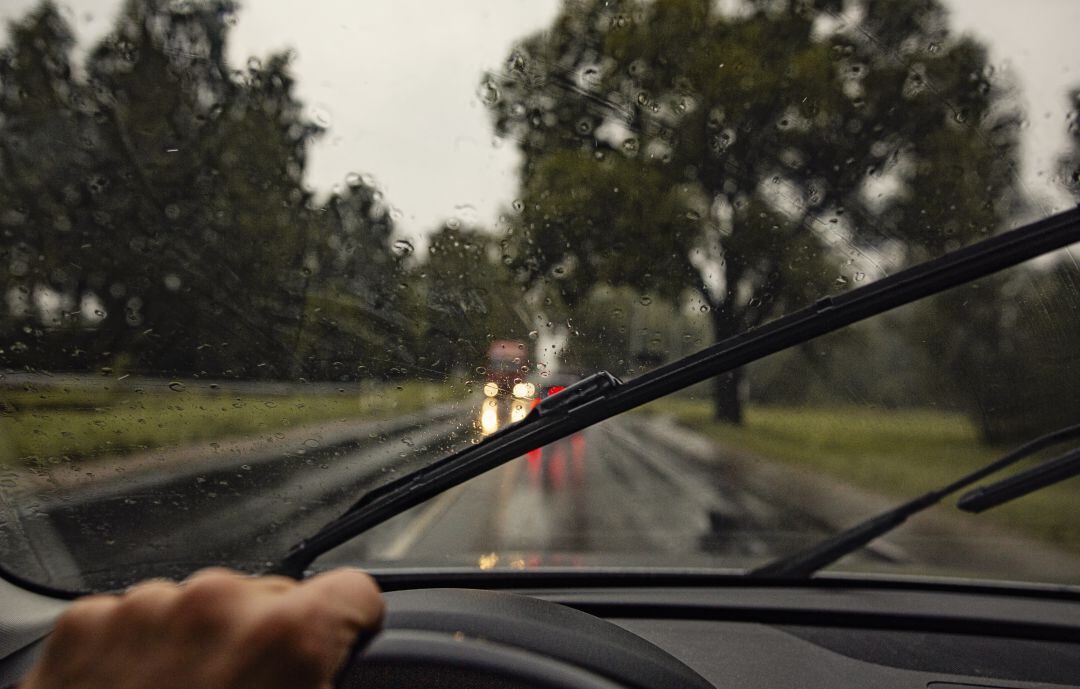 Vehículo en la carretera, en una imagen de archivo. 