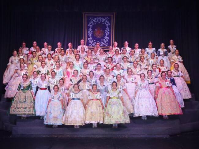 Foto oficial de todas las candidatas a ser elegidas Fallera Mayor Infantil de Valencia 2019
