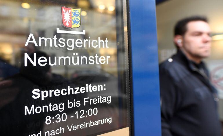 L&#039;accés al tribunal local proper a la presó de Neumuenster, a Alemanya,