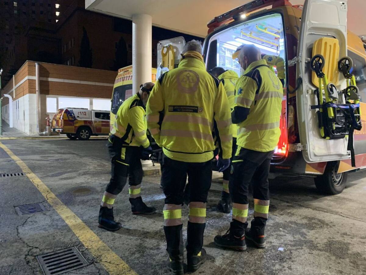 Un hombre se encuentra en estado grave tras recibir cuatro apuñaladas