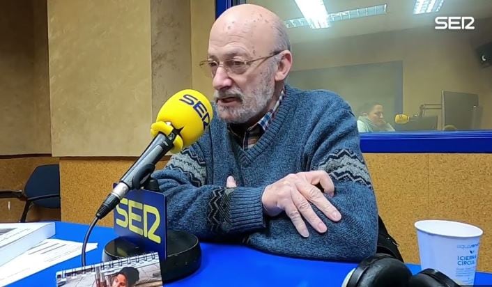 Fernando Alvira Lizano, durante una entrevista en Radio Huesca