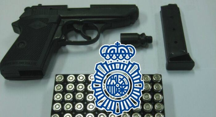 La pistola utilizada durante los dos atracos