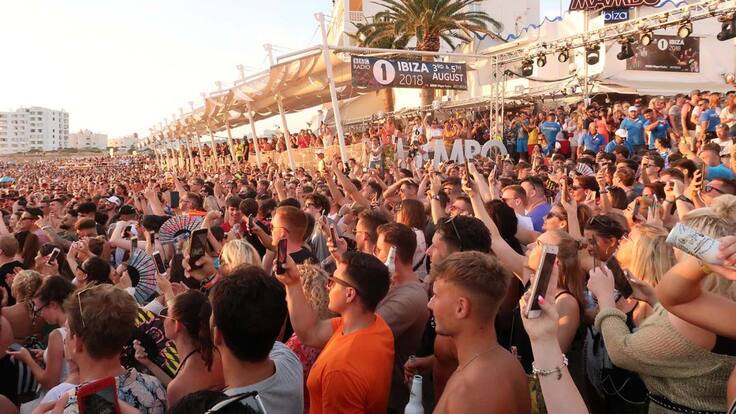 Las investigaciones turísticas aconsejan poner límite al turismo en temporada alta