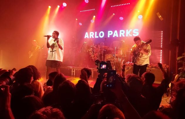 Arlo Parks, en la Sala Apolo de Barcelona.