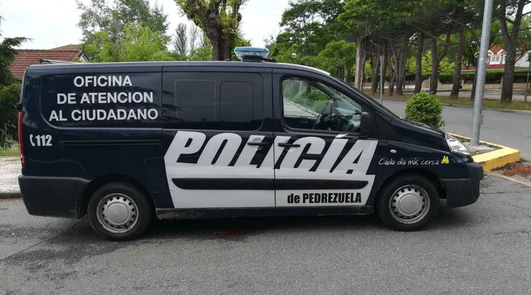 Furgón de la Policía Local de Pedrezuela