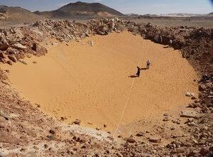 Una búsqueda en Google Earth llevó al descubrimiento del cráter Kamil, en Egipto / GOOGLE MAPS