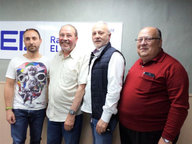 Manuel López, Jº Luis Martínez, Manuel Palao y Antonio Molina, en el estudio de Radio Elda al finalizar el programa Hoy por Hoy Elda Vinalopó