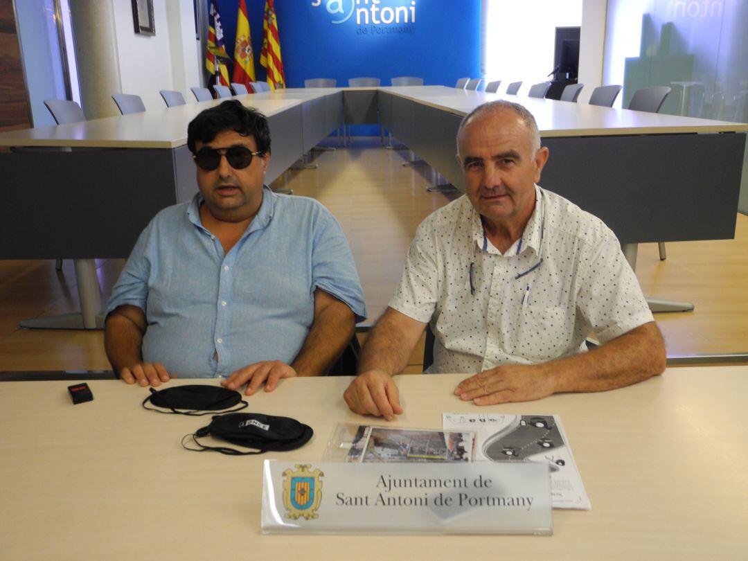 Los representantes de la ONCE y del Consistorio de Sant Antoni