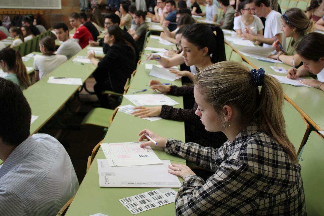 6.000 estudiantes aragoneses se examinan de la prueba de acceso a la Universidad este año 2019 