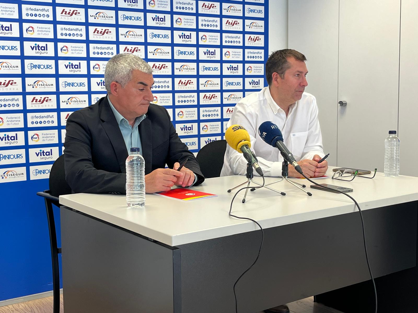 Félix Álvarez i David Rodrigo, durant la roda de premsa