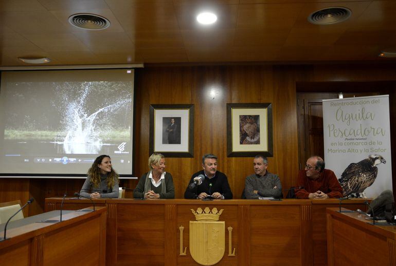 Presentación, en Xàbia, del proyecto de reintroducción del águila pescadora en los Parques Naturales del Montgó y la Marjal Pego-Oliva.