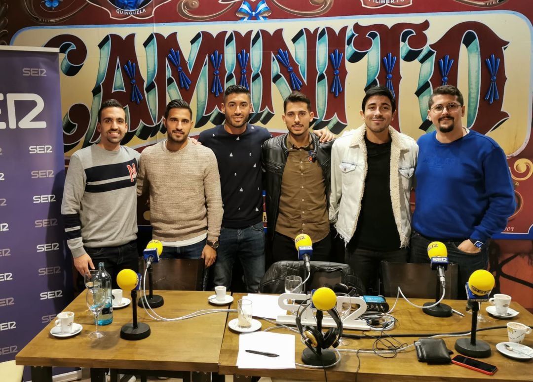 Alejandro Moya, David Forniés, Antonio López, Armando Ortiz, Jorge Fucile y Jose Antonio Sánchez en el especial SER Deportivos Región de Murcia por el derbi entre el Real Murcia y el FC Cartagena