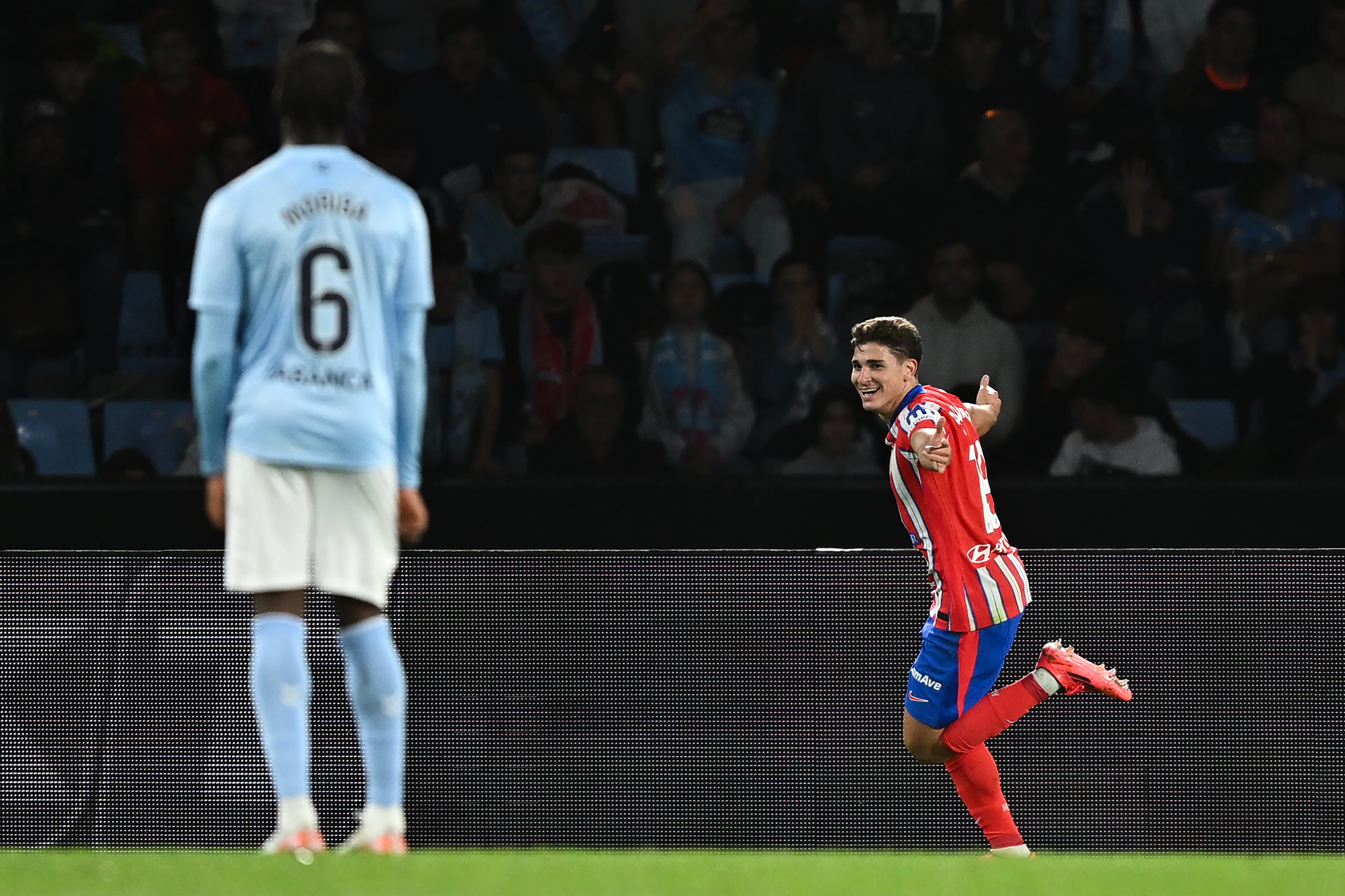 Julian Alvarez celebra su gol en Balaídos. (Octavio Passos/Getty Images)